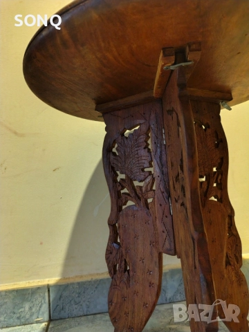 Прекрасна Дървена Масичка-Дърворезба, снимка 6 - Антикварни и старинни предмети - 52029069