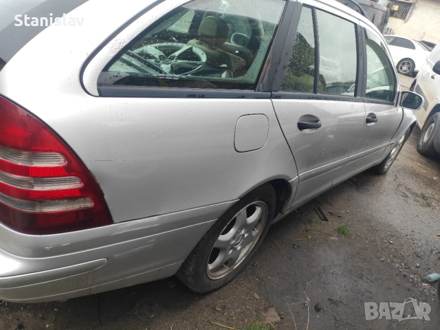 Продавам Мерцедес C220 cdi 143hp 2005г на Части, снимка 4 - Автомобили и джипове - 52373145