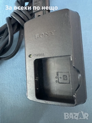 Оригинално зарядно за фотоапарат , Sony BC-CSGE , зарежда батерии NP-FG1 , NP-BG1, снимка 4 - Батерии, зарядни - 55886001