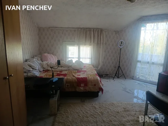 давам етаж от къща, снимка 2 - Етаж от къща - 56070571