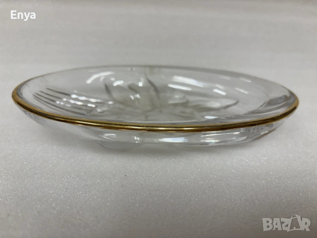 Кристална чинийка с релефен ирис на дъното, снимка 5 - Антикварни и старинни предмети - 53695110