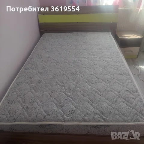 Единично легло с нощно шкафче и комбинация на бюро за училище и гардороб
