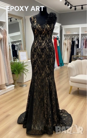 Официална рокля