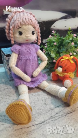 Плетена играчка Кукла Вика + подарък Зайче,  Ръчно изработена, Перфектен подарък, снимка 12 - Плюшени играчки - 41772690