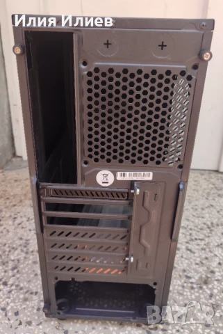 Кутия за настолен компютър, снимка 7 - Захранвания и кутии - 50757640