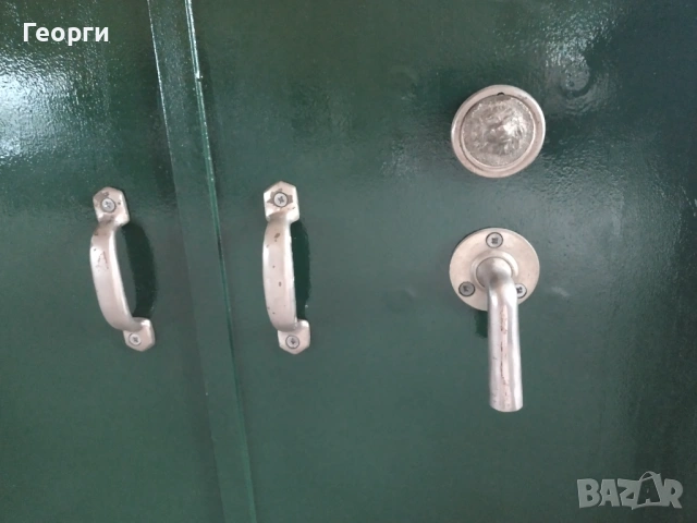 Метална каса, снимка 14 - Сейфове и каси - 53269559