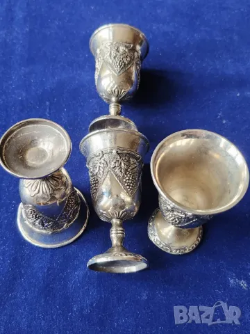 чашки за ракия, ликьор...комплект 4 броя, на "столче", от метална ( цинкова ) сплав, релефни, снимка 2 - Чаши - 50411963