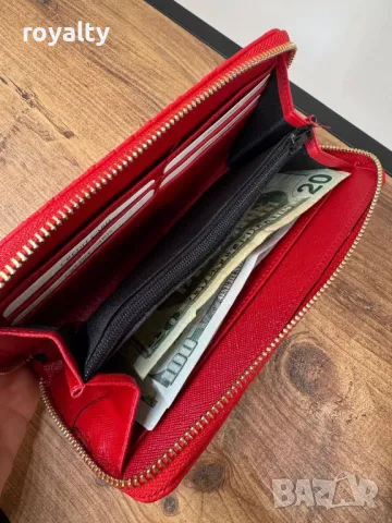 Guess дамско портмоне Различни цветове , снимка 9 - Портфейли, портмонета - 49323678