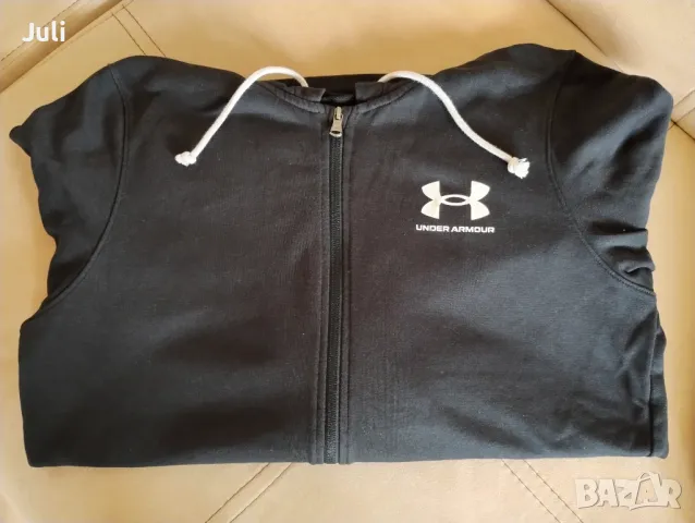Черен памучен суичър Under Armour