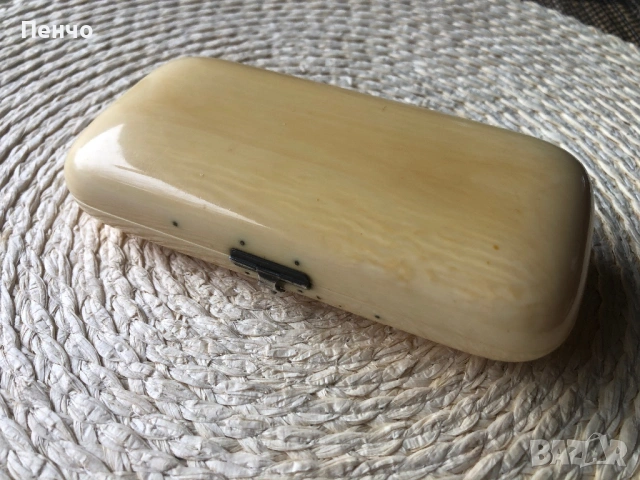 старинна кутия /табакера/ - слонова кост и сребро