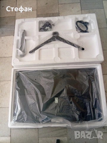 Продавам монитор CRUA 27" FHD Curved 100Hz , снимка 3 - Монитори - 53768499