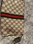 Чантичка gucci