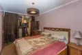 Продаваме Тристаен Апартамент в Красно село, снимка 8