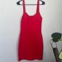 Червена рокля с плоска кройка , снимка 1 - Рокли - 41057080