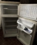 Хладилник с горна камера Crown, снимка 2
