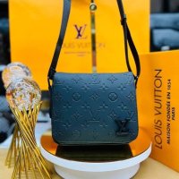 Унисекс чанта Louis Vuitton , снимка 5 - Друга електроника - 44489765