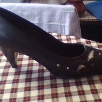 Дамски обувки ,естествена кожа  ,цвят бял и черен ,нови , снимка 10 - Дамски елегантни обувки - 41842631