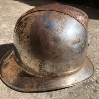 стара пожарникарска каска, снимка 3 - Антикварни и старинни предмети - 42470401