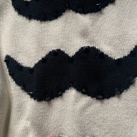 Пуловер с шипове, снимка 3 - Блузи с дълъг ръкав и пуловери - 34851629