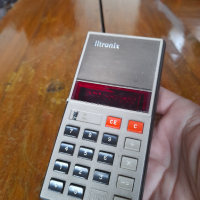 Стар калкулатор Litronix, снимка 2 - Други ценни предмети - 44635551