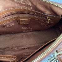 MCM оригинална чанта, снимка 8 - Чанти - 42096989