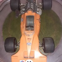 Рядка играчка състезателна кола на SCHUCO Tyrrell-Ford 356 176 , снимка 1 - Други ценни предмети - 41565099