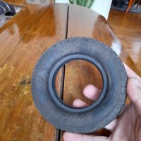 Стара гума сувенир Вида, снимка 2 - Други ценни предмети - 39421652