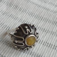 Антикварен сребърен пръстен с кехлибар, снимка 2 - Пръстени - 39463053