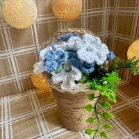 Ръчно направени  кошнички с плетени на една кука цветя, снимка 8 - Други - 44460903