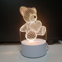 Холограмна 3D LED лампа Мече ,USB, снимка 1 - Настолни лампи - 41714279