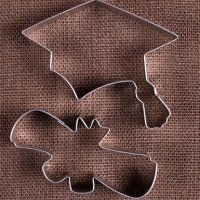 Дипломиране завършване Диплома Шапка Тога абитуриент метална форма резец сладки бисквитки фондан , снимка 2 - Форми - 21670397