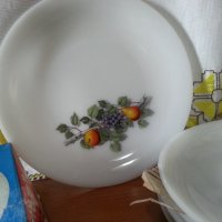Френски аркопал чинии , снимка 1 - Антикварни и старинни предмети - 42224957