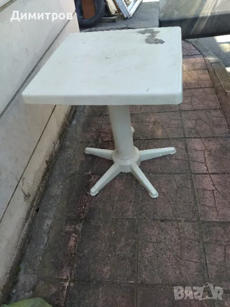 Маса, снимка 1