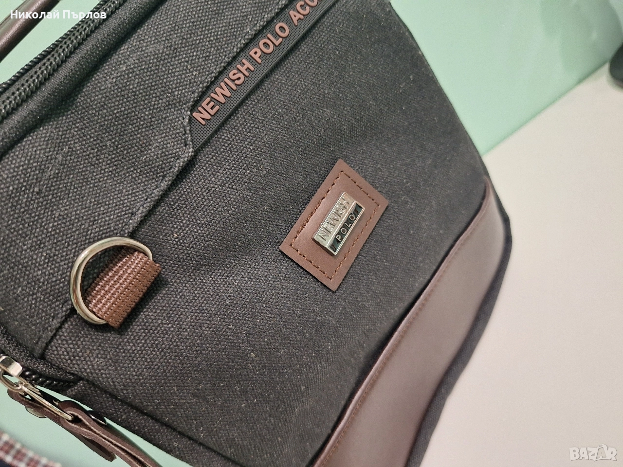 Продавам нова маркова мъжка чанта за през рамо, снимка 1