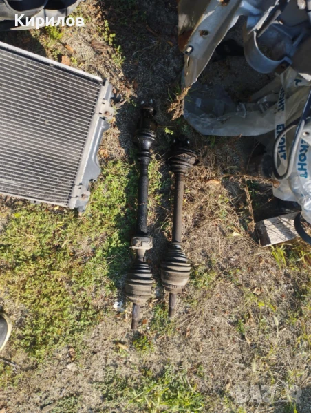 Предна лява и дясна полуоски  за Renault Megane Scenic 1.9DTI 98к.с. (1997-2002), снимка 1