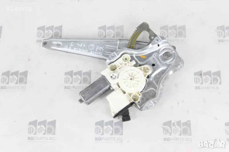 Стъклоповдигач заден ляв за Toyota Corolla E12 4+1 вр. комби (2001-2007), снимка 1