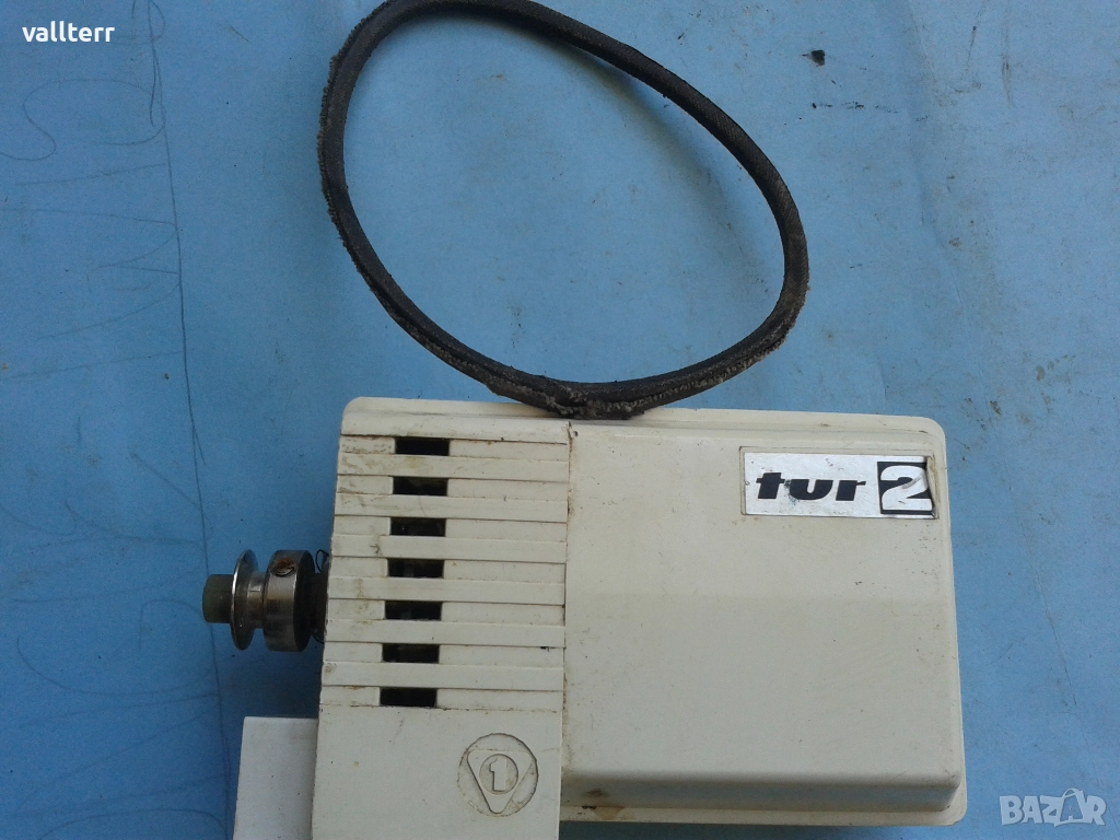 сондажни водни помпи-55%.мотор шевна машина.ключове.слушалка .антени ретро, снимка 1