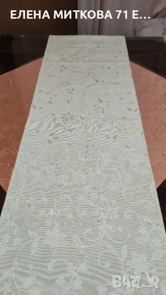 Стилен тишлайфер с бродирани цветя за голяма маса, снимка 1