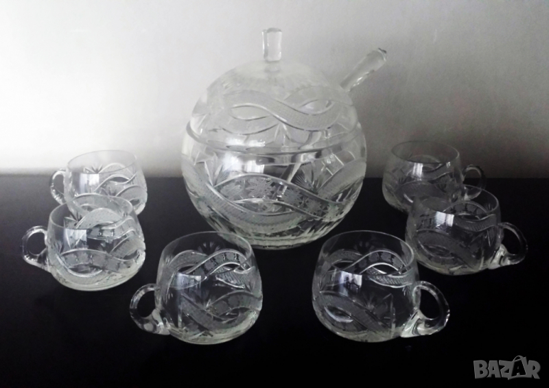 Кристален съд за боле с шест чаши и черпак, снимка 1