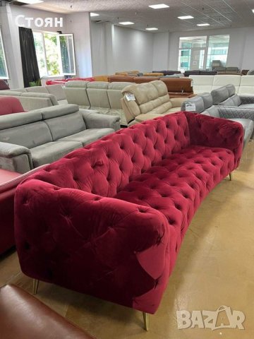 Бутиков Голям Пурпурно червен диван от плат Честърфийлд, снимка 5 - Дивани и мека мебел - 39719822