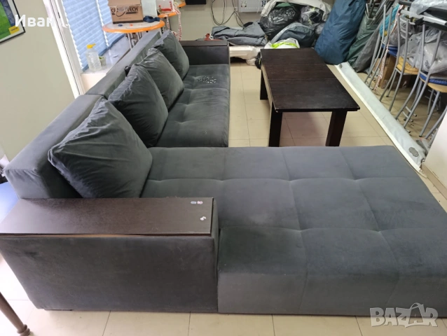 Продавам ъглов диван и разтегателна маса, снимка 4 - Дивани и мека мебел - 53393006