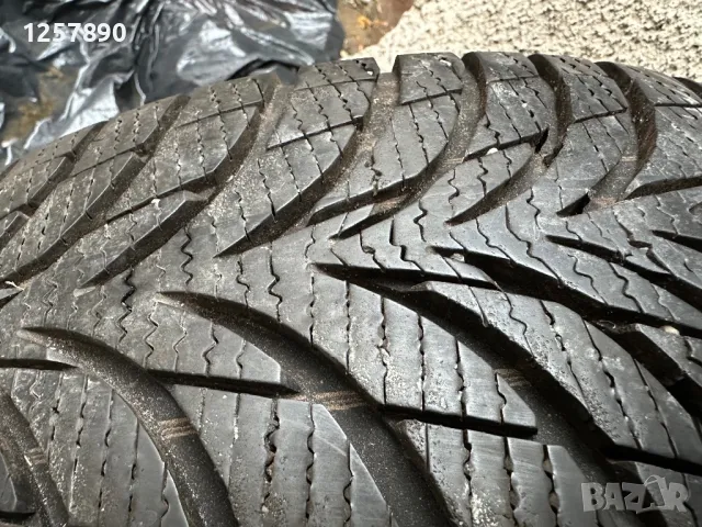 Goodyear UltraGrip 205/55/16 