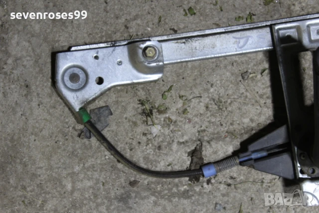 Машинка стъкло задна дясна ръчна Фолксваген Голф 3 комби 1.9 tdi 90hp VW Golf 3, снимка 5 - Части - 50854999