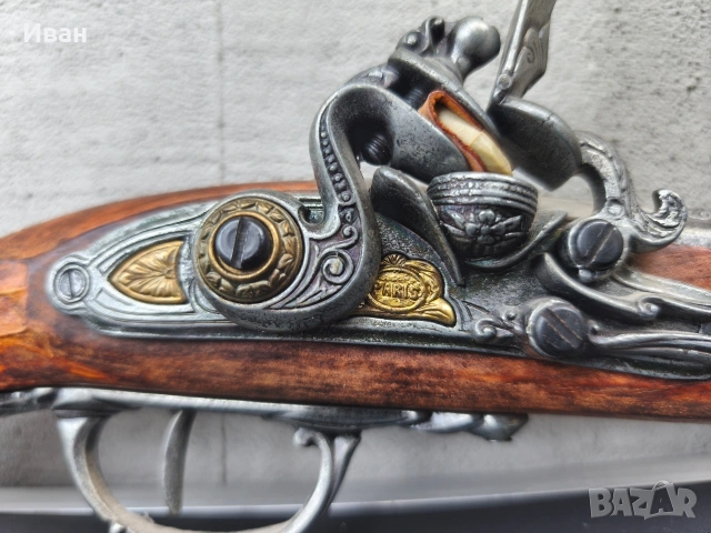 Кремъчен пистолет Реплика за възстановки и декорация , снимка 4 - Антикварни и старинни предмети - 53719338