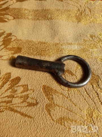 Стар ключ, снимка 4 - Антикварни и старинни предмети - 42559475