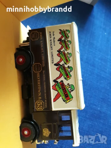 Mack Truck Aec 508 5 ton Cabover Corgi Die cast Models Made in Great Britain , снимка 12 - Колекции - 50584039