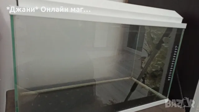 Продавам Аквариум 🐠🐟 + подарък нагревател , снимка 2 - Аквариуми - 48353992