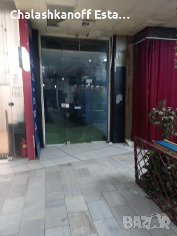 Магазин 80 кв.м в топ-центъра на София: Витоша / Алабин, снимка 2 - Магазини - 53651017