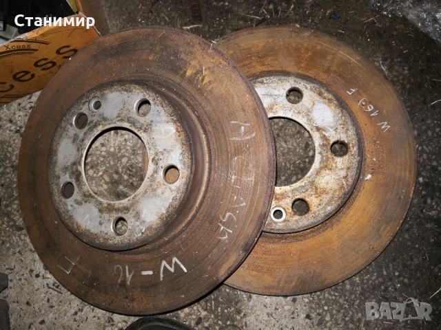 Предни спирачни дискове Мерцедес А169 автоматик, дизел 