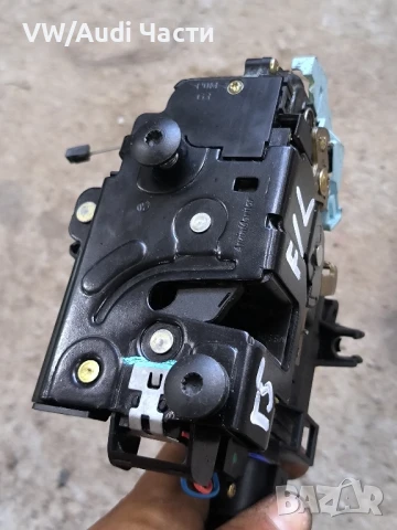 Предна лява брава механизъм ключалка за Голф 5 Пасат Джета VW Golf 5 Passat Touran Jetta 3D1837015, снимка 2 - Части - 50662627